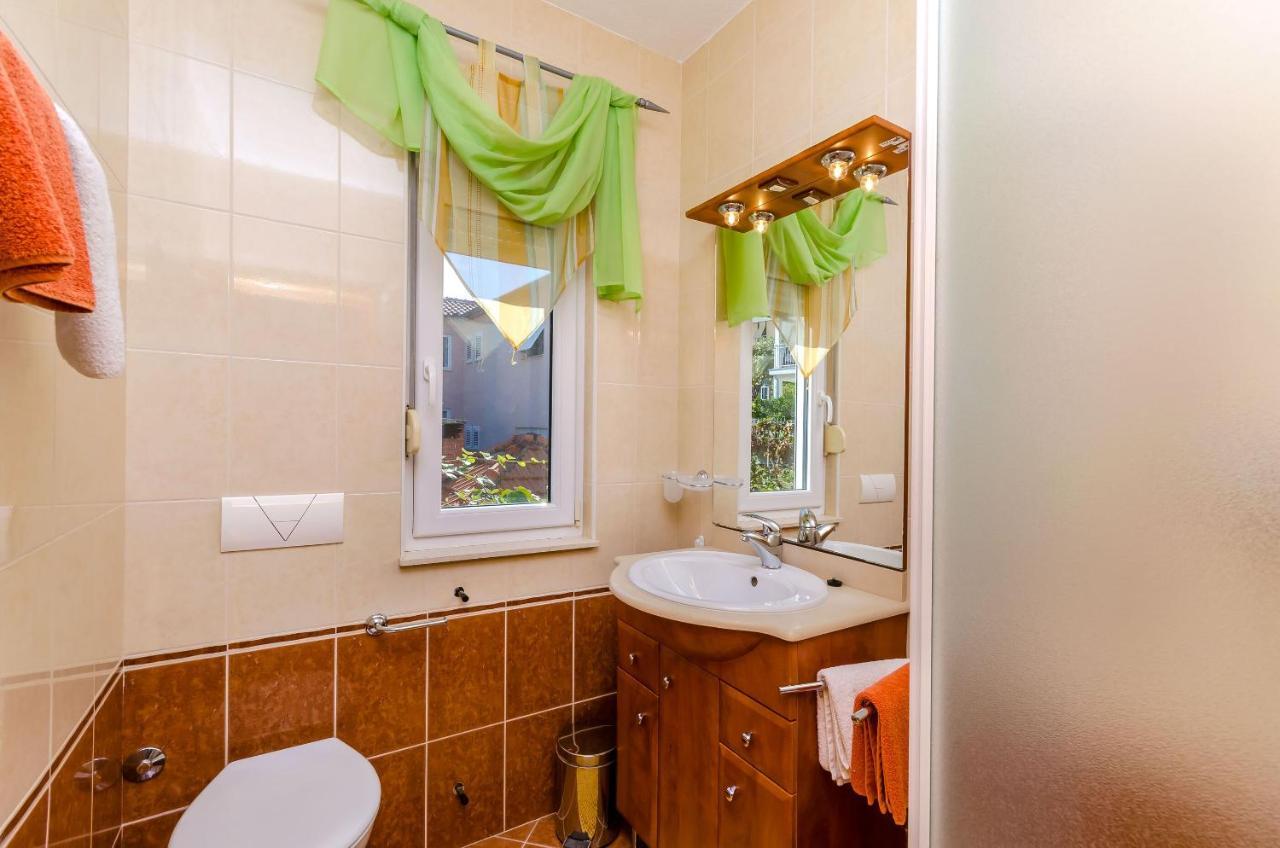 Apartments Palm Tree トロギール エクステリア 写真