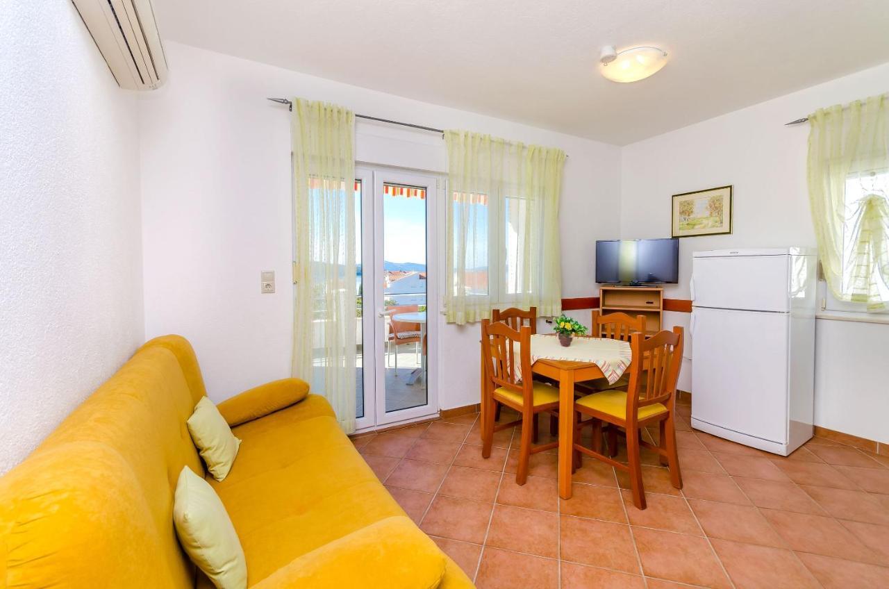 Apartments Palm Tree トロギール エクステリア 写真