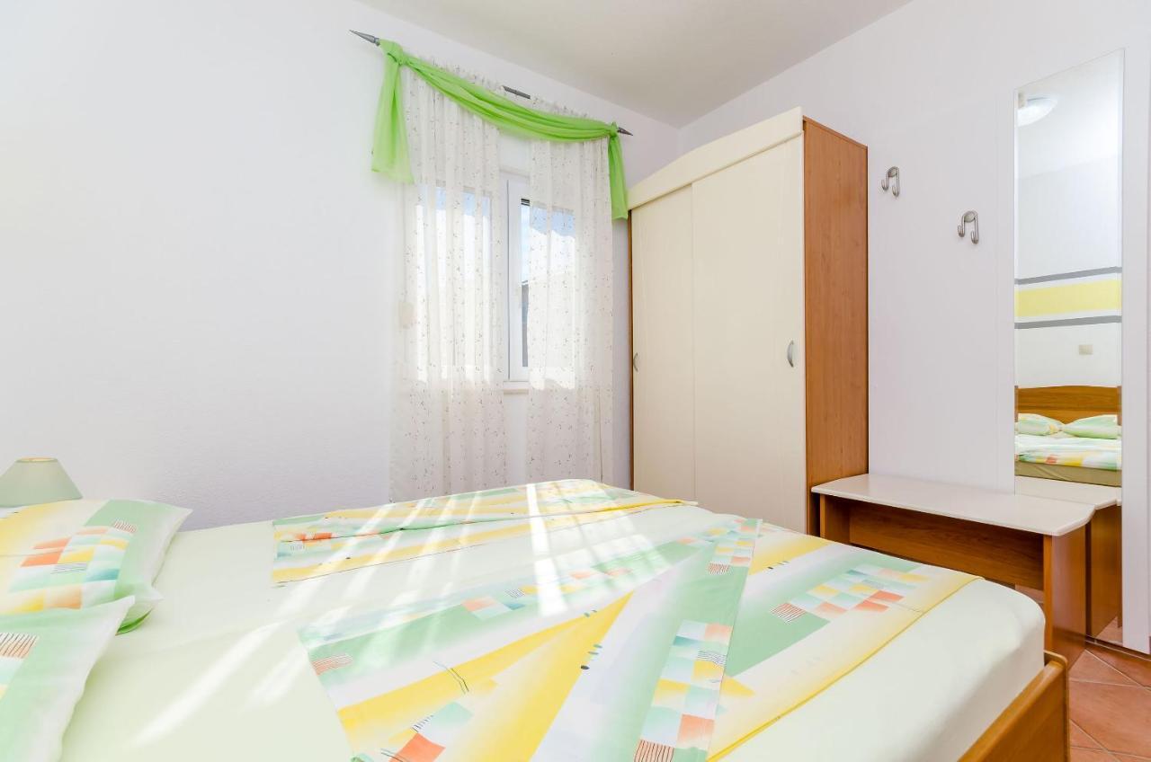 Apartments Palm Tree トロギール エクステリア 写真
