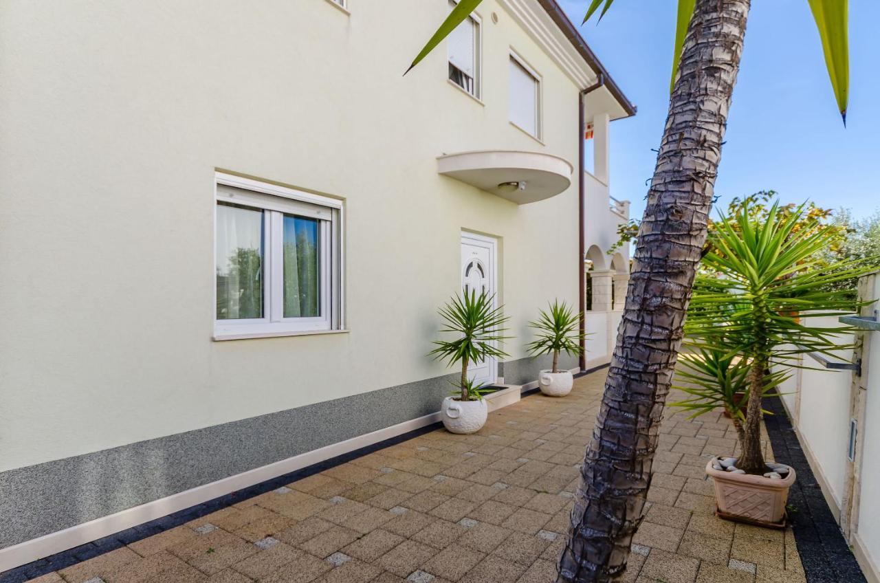 Apartments Palm Tree トロギール エクステリア 写真