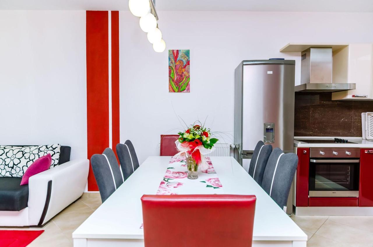 Apartments Palm Tree トロギール エクステリア 写真