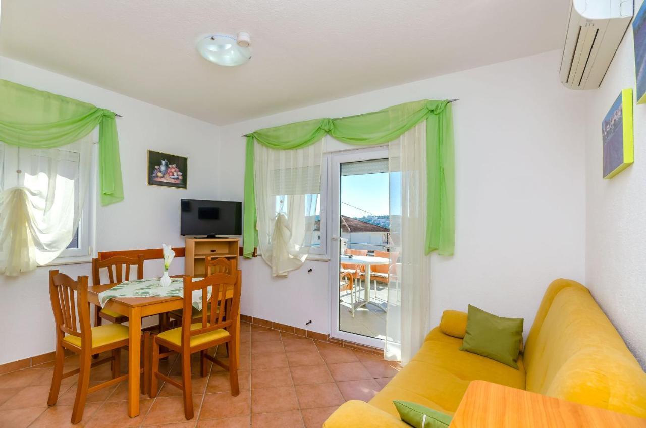 Apartments Palm Tree トロギール エクステリア 写真